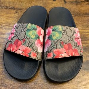 Gucci Slides for women size 39